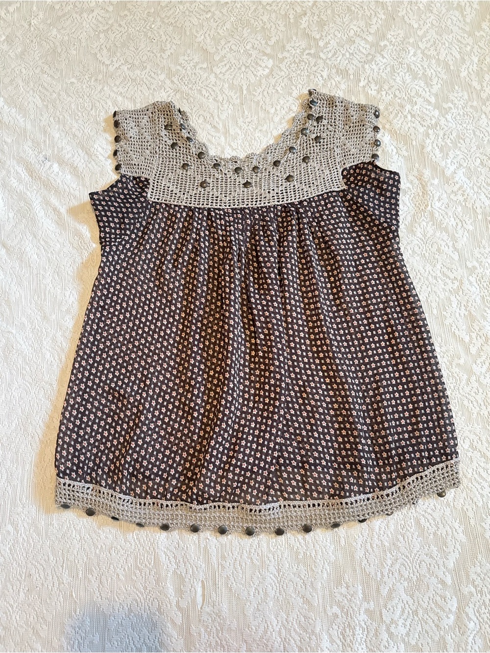 VTG Y2K Anthropologie Hazel crochet sheer floral sleeveless top